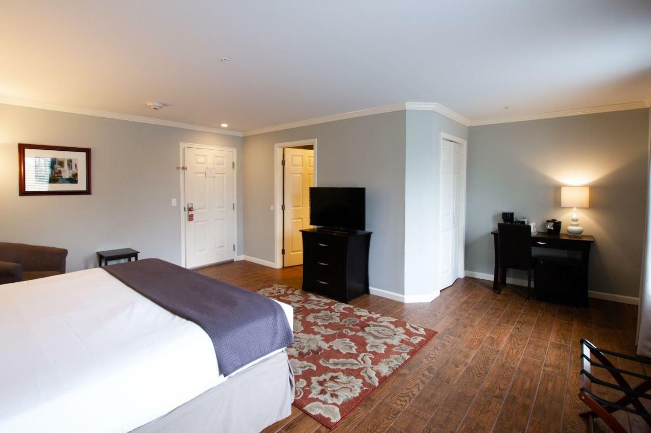 The Dahlonega Square Hotel & Villas מראה חיצוני תמונה
